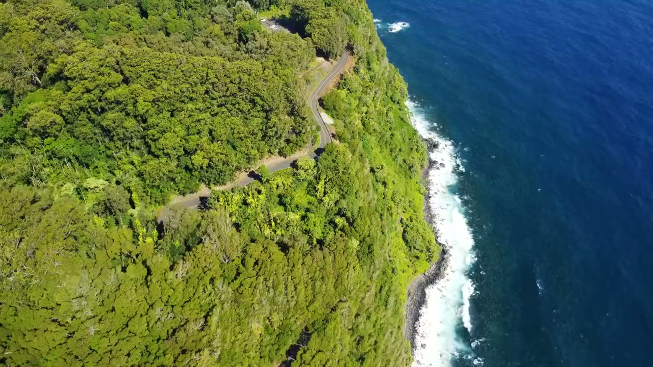 Aerial view of the Road to Hana along the Maui coast